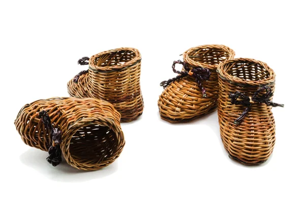 装飾的な小さな枝編み細工品の靴 — ストック写真