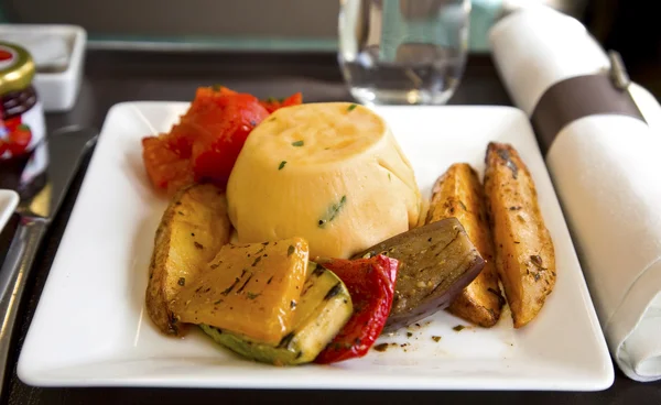 stock image Omlette with grilled vegetables