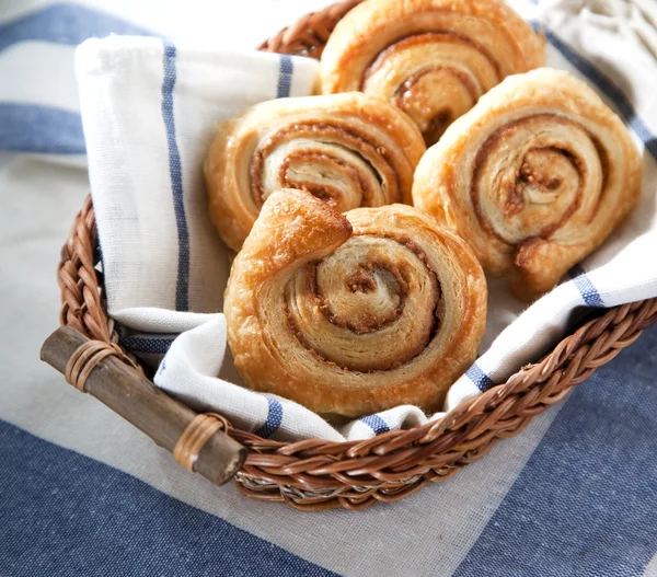 Cinnamon danish bun — Stock Photo, Image