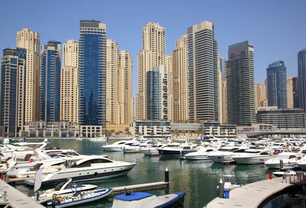 Dubai Yat Limanı cityscape. Yat Kulübü — Stok fotoğraf
