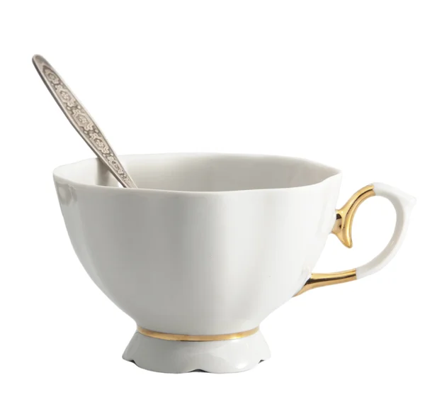 Taza de té blanco aislada sobre el fondo blanco —  Fotos de Stock