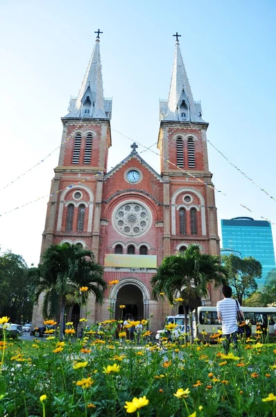 Zabytkowa katedra w ho chi minh, Wietnam — Zdjęcie stockowe