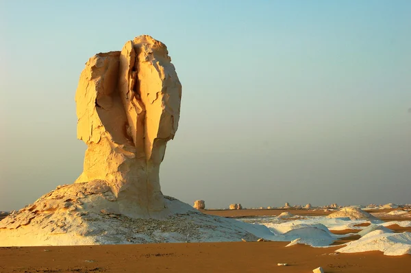 Krajobraz słynnej białej pustyni w Egipcie — Zdjęcie stockowe
