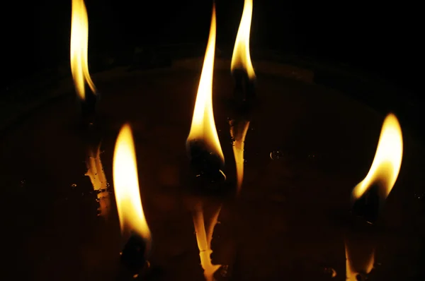 Brandende vlammen — Stockfoto