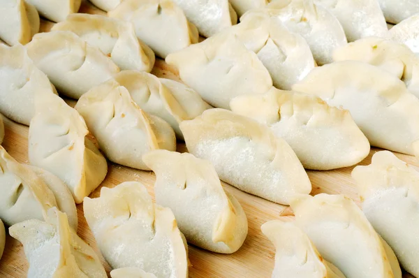 Dumplings crudos chinos — Foto de Stock