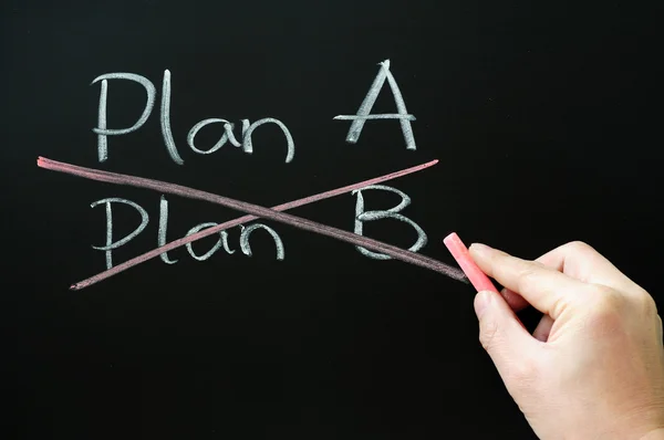 Doorhaling van plan b en keuze van plan een — Stockfoto