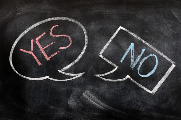 Speech bubbles with yes and no — Stock Photo, Image