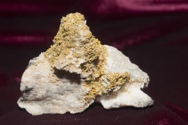 Altın kuvars ve sphalerit — Stok fotoğraf