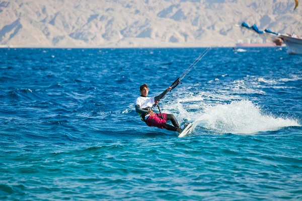 Kite surf sul mare — Foto Stock