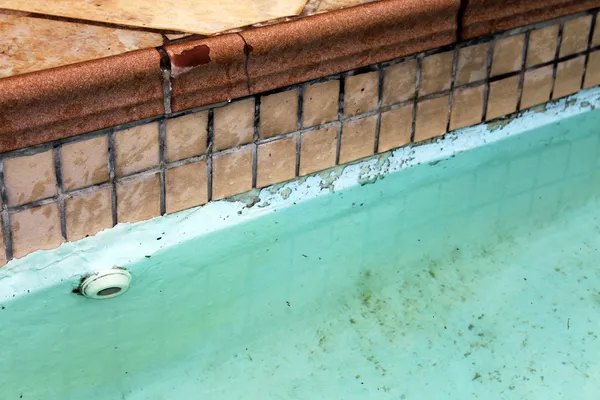 Home Repair Maintenance Cracked Tiles and Pool — Stock Photo, Image