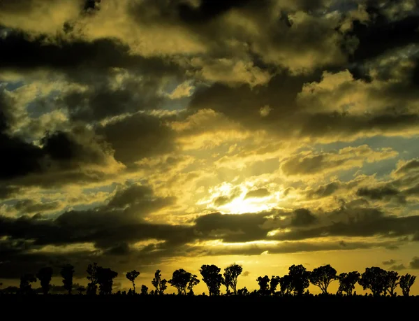 Захід сонця Схід сонця з природою силует — стокове фото