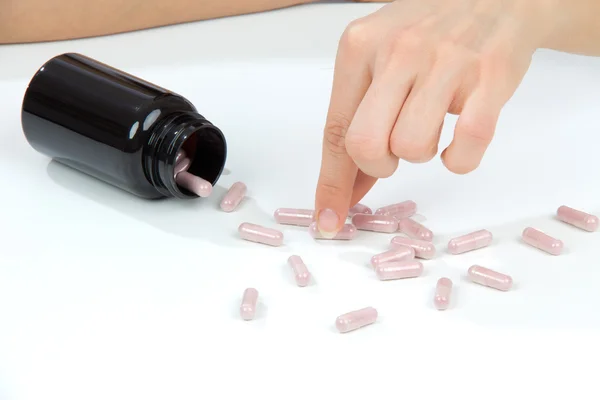 Fejfájás tabletták gyógyszert tabletta kéz — Stock Fotó