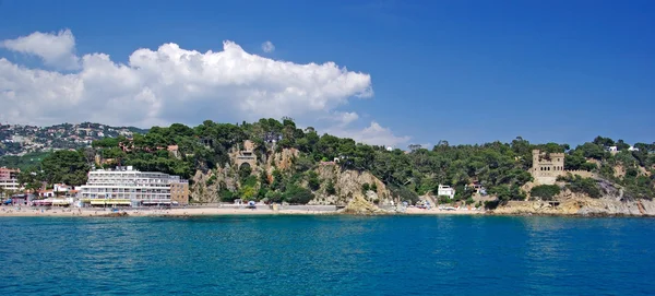 Panoráma města lloret de mar od moře, costa brava, Španělsko. — Stock fotografie