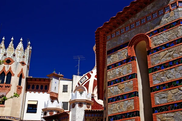 Iglesia con hermosa arquitectura y adorno. Lloret de Mar , —  Fotos de Stock