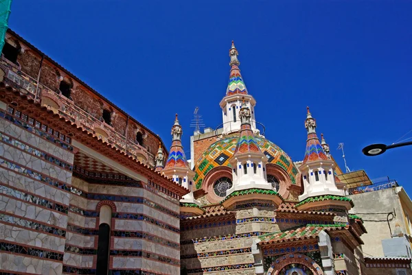 Igreja com bela arquitetura e ornamento. Lloret de Mar , — Fotografia de Stock