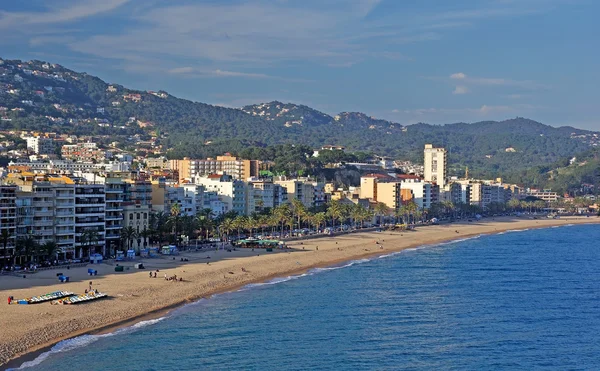 Panoramisch uitzicht van lloret de mar dorp. Costa brava, Spanje. — Stockfoto