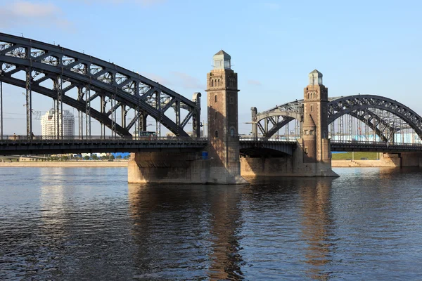 De brug van peter de grote. Sint-petersburg, Russische federat — Stockfoto