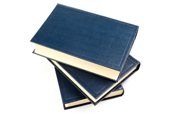 Tre vecchi libri con pagine ingiallite isolate su sfondo bianco — Foto Stock