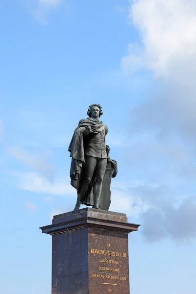 Estatua del rey Gustavo III en Estocolmo, Suecia . — Foto de Stock