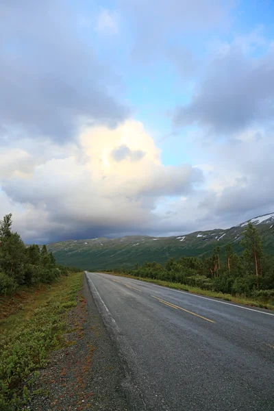 Weg van oslo naar bergen. Noorwegen, Scandinavische Europa. — Stockfoto