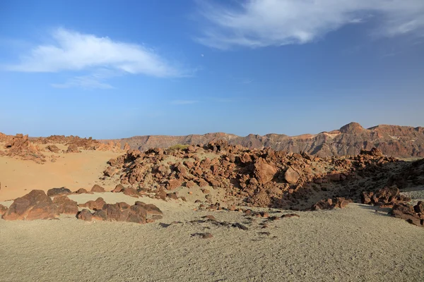 エル ・ テイデ火山、テネリフェ島、カナリアの砂漠の風景. — ストック写真