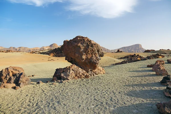 Skały i kamienie w krater, park narodowy el teid — Zdjęcie stockowe