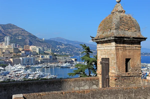 Vista del paisaje urbano del principado de Mónaco desde el antiguo punto alto de la torre . — Foto de Stock