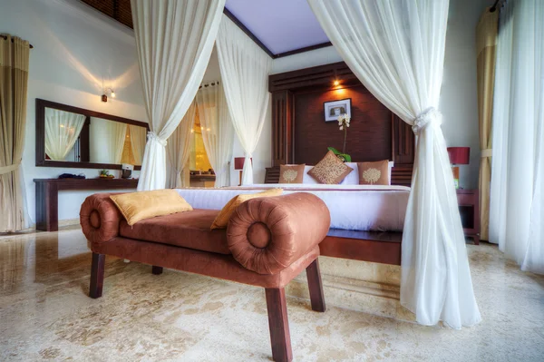 stock image Luxury tropical villa bedroom, Bali, Indonesia.