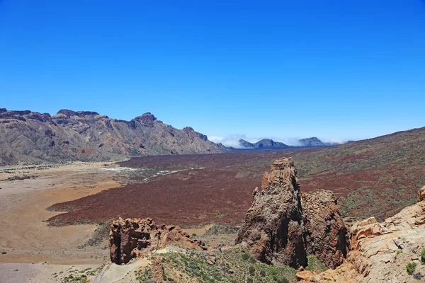 Vlocanic pouštní krajiny, národní park el teide, tenerife, může — Stock fotografie