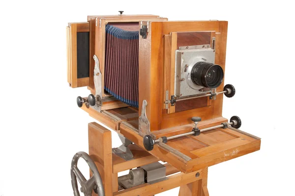 Vieil appareil photo grand format en bois — Photo