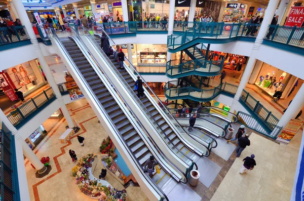 Centro comercial de malha — Fotografia de Stock