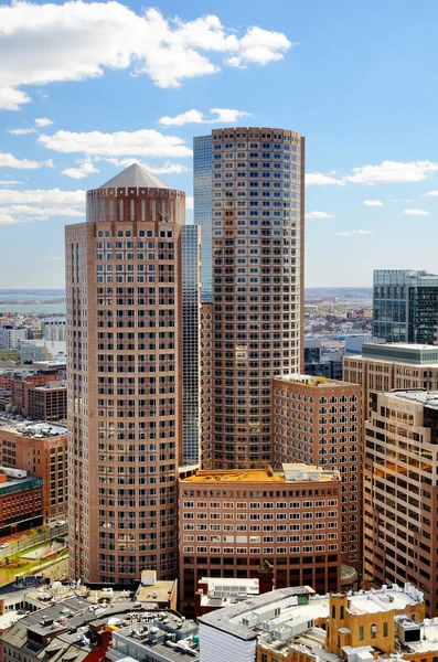 Boston alta se levanta —  Fotos de Stock