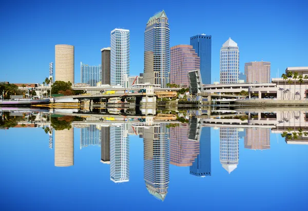 Skyline der Bucht von Tampa — Stockfoto