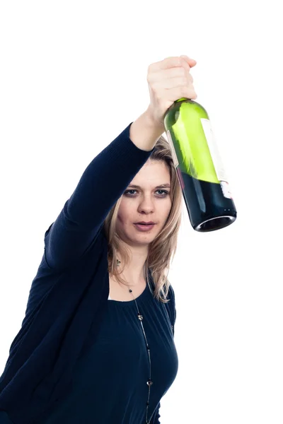 Berusad kvinna med en flaska alkohol — Stock fotografie