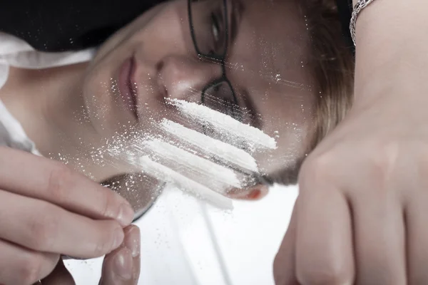 Drugs verslaafd junkie vrouw — Stockfoto