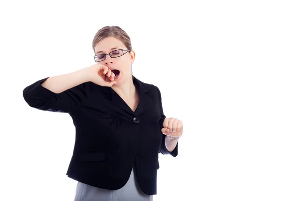 Уставшая деловая женщина зевает — стоковое фото