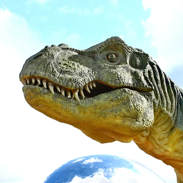 Dinosaurus tyrannosaurus rex hoofd — Stockfoto