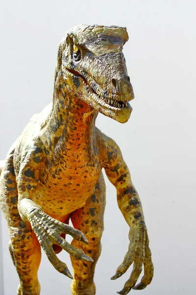 deinonychus dinozor