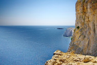 Lindos 'taki St. Paul Körfezi' nde hava manzarası