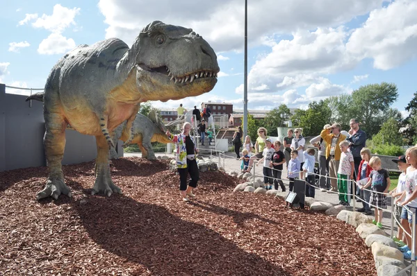 Výstava dinosaurů v finských vědecké centrum heureka — Stock fotografie