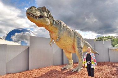 Finlandiyalı bilim merkezi heureka'dinozor Sergisi