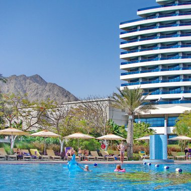Hotel Le Meridien Al Aqah Beach clipart