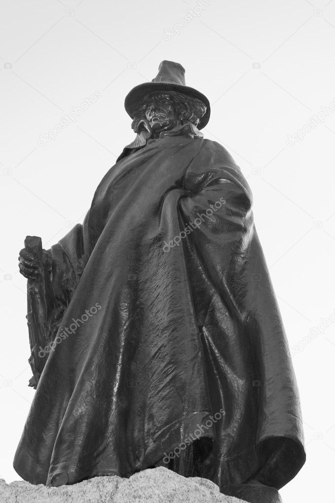 Statue of founding father of Salem City