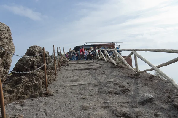 stock image Hikers on top of Mount Vesuvius