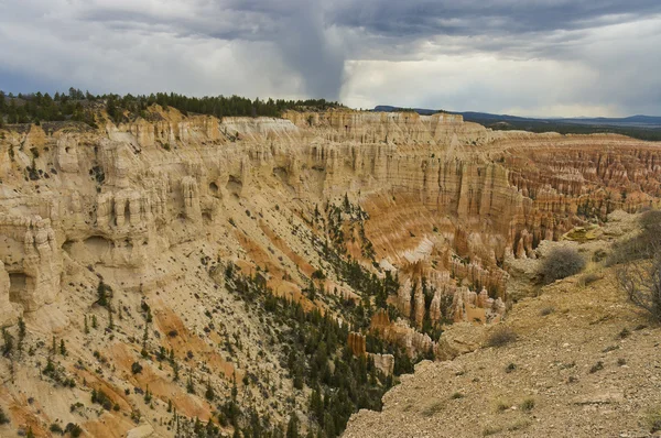 Canyon and hoodoos of Fairyland Point — Stock Photo, Image