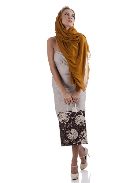 Dreamy elegant fashion girl with shopping bag — Stock Photo, Image