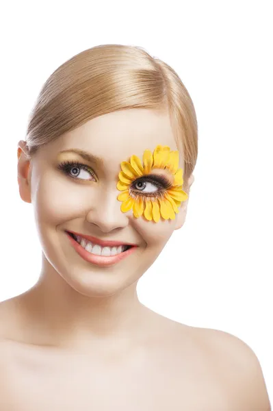 Kwiatowy makijaż, ona się śmieje — Zdjęcie stockowe