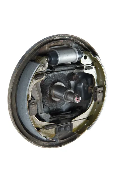 Almofadas de freio novas e tambor de freio do cilindro (isolado) — Fotografia de Stock