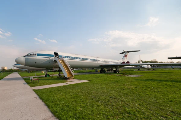 Ilyushin Il-62 plane — Stock Photo, Image