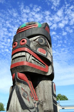 Totem Poles clipart